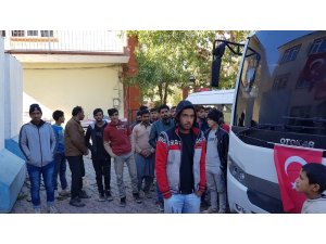 Van’da 42 yabancı uyruklu kaçak şahıs yakalandı