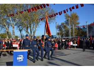 Cumhuriyet coşkusu meydana sığmadı