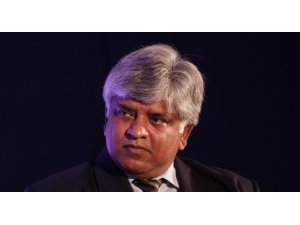 Srilanka Petrol Bakanı silahlı saldırıdan gözaltında