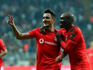 Pektemek, 11’de çıktığı ilk maçta 2 gol attı