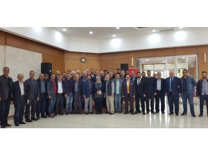 AK Parti basın mensuplarıyla değerlendirme toplantısı yaptı