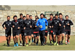 Çeşme Belediyespor Teknik Diretörü Çağın: "Kaybetme lüksümüz yok"