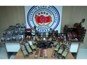 Bursa’da 100 bin lira değerinde cinsal ilaç ele geçirildi