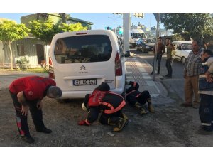 Kedinin girdiği araç oto sanayiye götürüldü