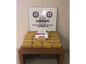 Terk edilen kamyonette 51 kilo eroin ele geçirildi