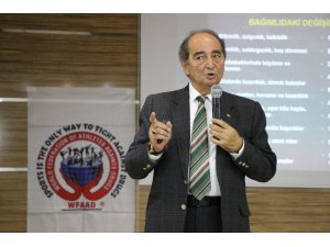 DUMESF Genel Başkanı Ilıcak: "Gece hayatı şampiyonluktan eder"