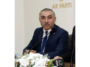 "Siyaseti sosyal medyada değil, sahada yapıyoruz"