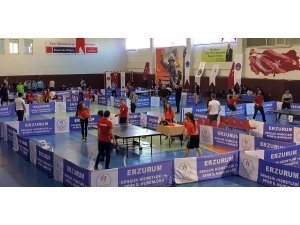 Masa tenisçileri Cumhuriyet Kupası’nda yarıştı