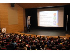 "Annem Varsa Ben de Varım" diyerek kitap okudular