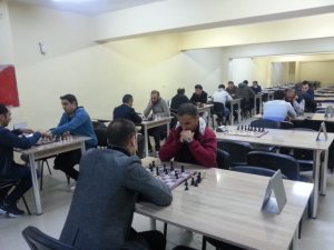 Hakkari Emniyet Müdürlüğü satrançta birinci oldu