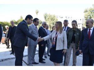 Bakan Pekcan Vali Demirtaş’ı ziyaret etti