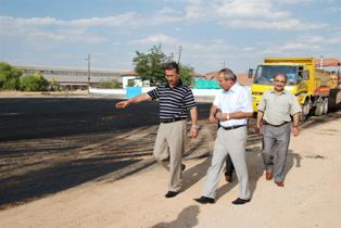 Karatay’da semt pazarlarına beton asfalt