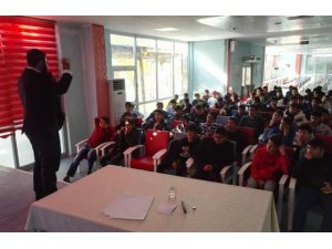 Kırşehir'de lise öğrencilerine doğa kampı