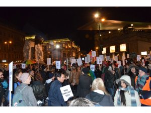 Avusturya’da aşırı sağcı hükümet karşıtı gösteri