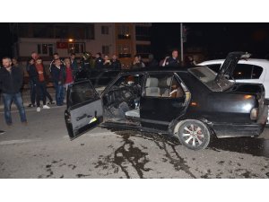 Kaza yaptığı aracını olay yerinde bırakıp kaçtı