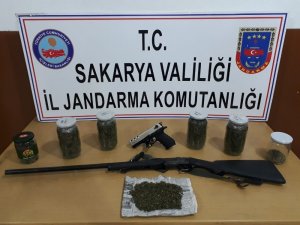 Jandarmadan Ekim ayında da uyuşturucu tacirlerine geçit vermedi