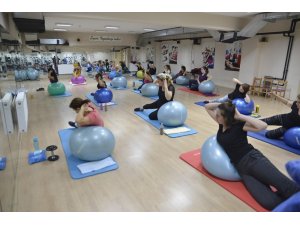 Tepebaşı’nda 124 kadın pilates eğitimlerine katılıyor