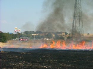 Kulu'da anız yangını korkuttu