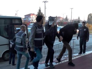 Uyuşturucu operasyonunda 15 şüpheli adliyede