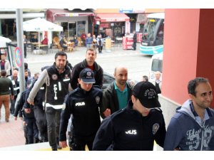 Kocaeli’de 8 astsubay FETÖ üyeliğinden tutuklandı