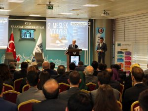 Yüksek yargı mensupları öğrencilerle buluştu
