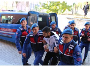 GÜNCELLEME - Manisa'da cinayet zanlısının polisi yaralaması