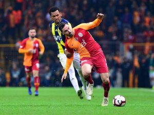 Spor Toto Süper Lig: Galatasaray: 2 - Fenerbahçe: 2 (Maç sonucu)