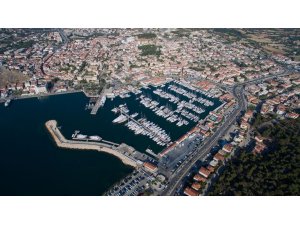 İzmir Limanı özelleşmesi iptal edilerek, 1.2 milyar dolarlık yabancı kaynak kaybedildi