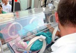 13 yaşında kız cocuğu oldu