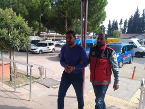 Ziynet eşyalarını polisten alan kadınlar gözyaşlarını boğuldu