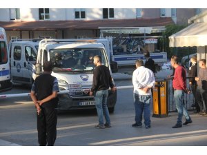 Tezgahlarına el konulan seyyar satıcıların isyanı