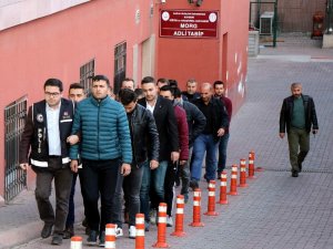9 ilde yapılan eş zamanlı operasyonda 8 kişi adliyeye çıkarıldı