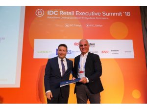 DeFacto’nun yerli yazılımlarına üç ödül