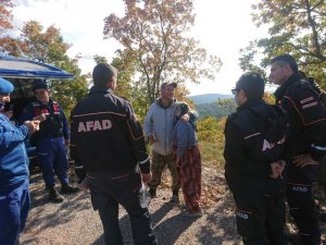 AFAD ve Jandarma ekipleri kayıp çobanı sağ olarak buldu