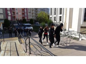 Edremit polisi suçlulara göz açtırmıyor