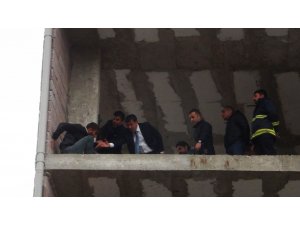 İntihar etmek isteyen genci kaymakam ikna etti