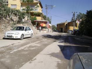 Dereyi görmeden paçaları sıva!
