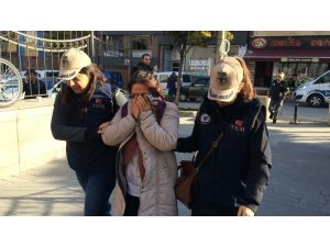 PKK/KCK şüphelisi kadın adliyede