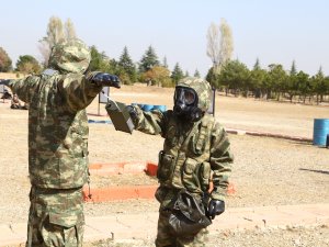 Kimyasal tehditlere karşı Mehmetçik'e üst düzey eğitim