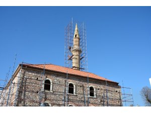 Polisten minareye çıkan şahsa hayati müdahale