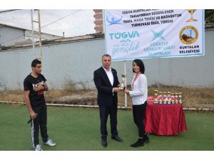 Kurtalan’da tenis turnuvasının finali yapıldı