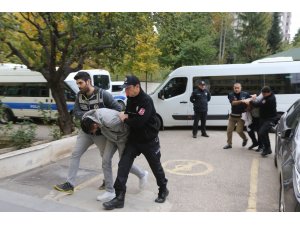 Tokat’ta 3.8 milyonluk soygunun zanlıları adliyeye sevk edildi