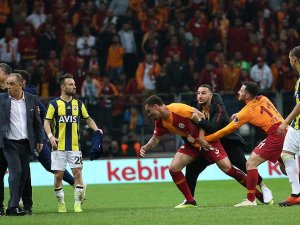 Fenerbahçe ve Galatasaray PFDK'ye sevk edildi