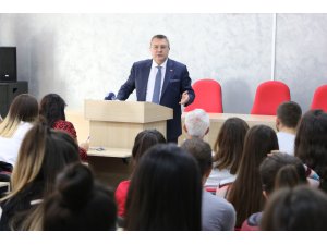 "Balkanlar, Türkiye'nin dış politikasında önemli bir yere sahip"