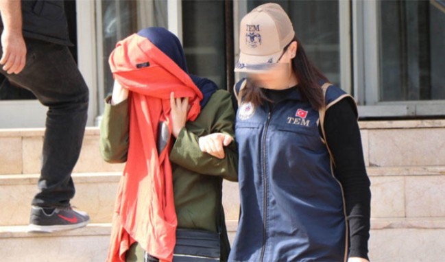 FETÖ'den ceza aldı, kocasına dönüp böyle dedi!