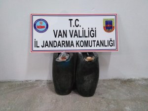 Van’da bin 210 litre kaçak akaryakıt ele geçirildi