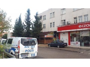 İntihara teşebbüste bulunan kadın hastaneye kaldırıldı