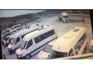 1 kişinin öldüğü, 18 kişinin yaralandığı kaza kamerada