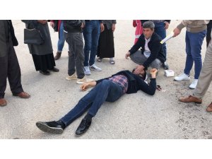 Motosikletle otomobil çarpıştı: 1 Yaralı