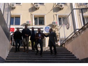 Gayrimenkul zengini kadın, minibüs bagajında ölü bulundu